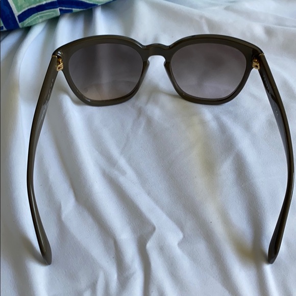 Prada Sunglasses - Picture 5 of 8